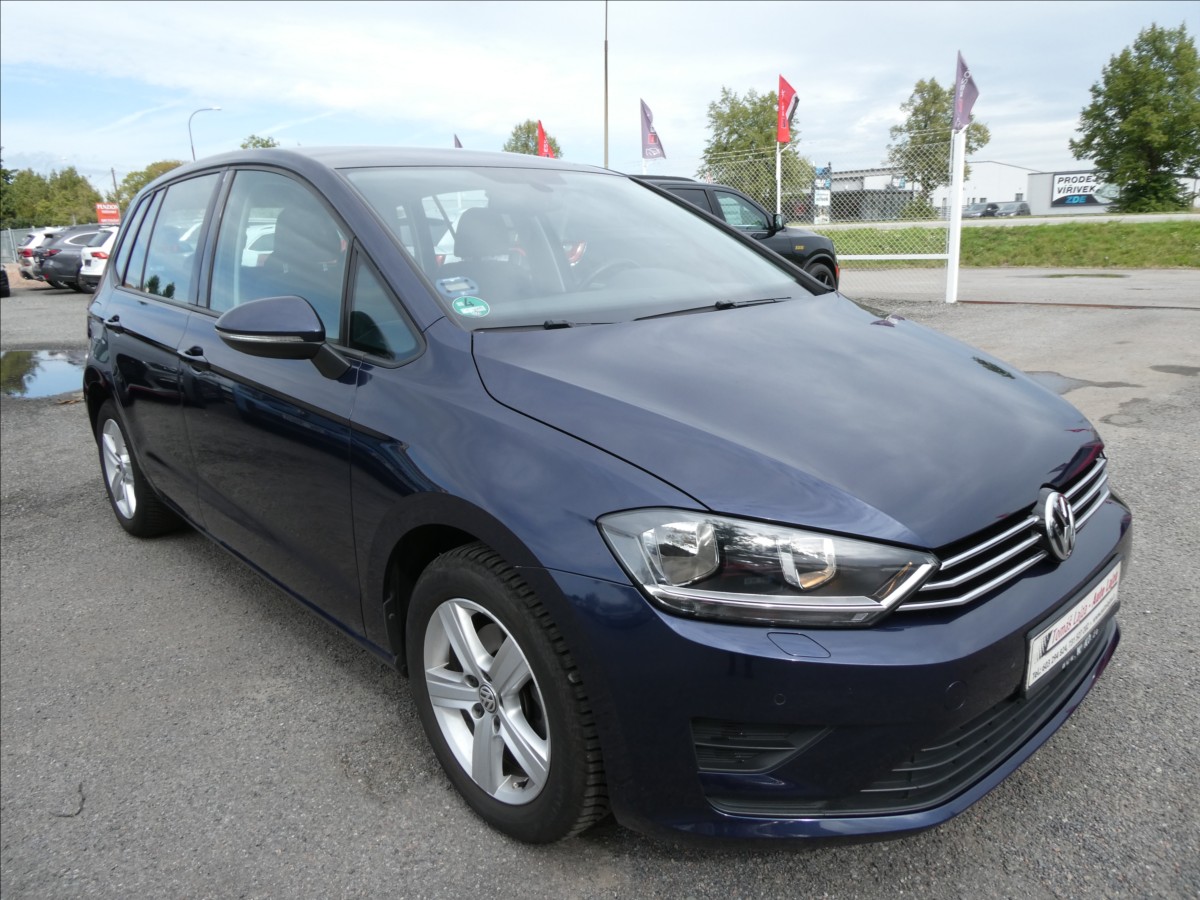 Volkswagen Golf Sportsvan 1,6 TDi 81kW 1.MAJITEL,servisk