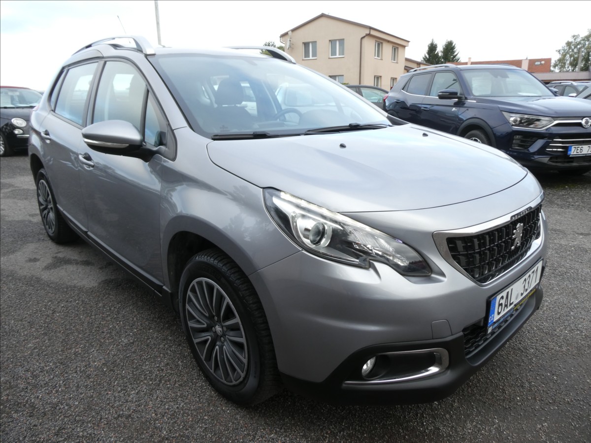 Peugeot 2008 1,2 PureTech 81kW AUTOMAT, ČR