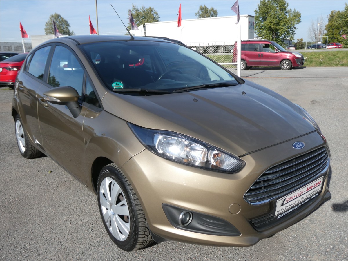 Ford Fiesta 1,2 i 60kW 1.MAJITEL, SERVISKA