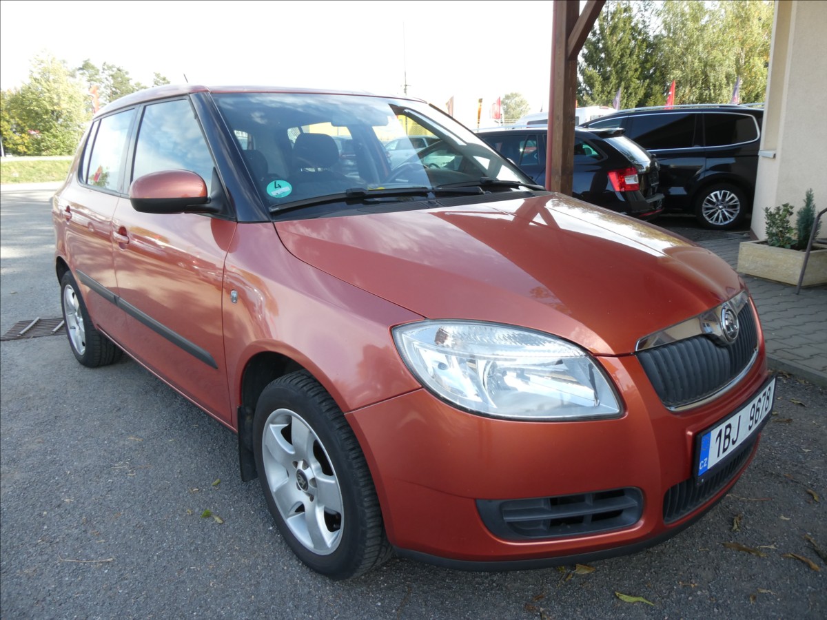 Škoda Fabia 1,4 i 16V 63kW klima, serviska