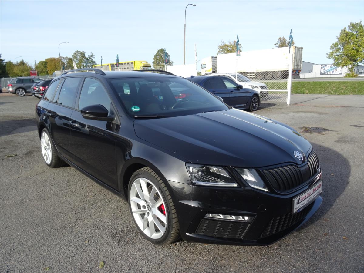 Škoda Octavia 2,0 TDi135kW RS 4x4,po servise
