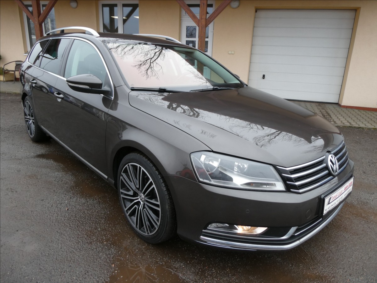 Volkswagen Passat 2,0 TDi130kW EXCLUSIVE,webasto