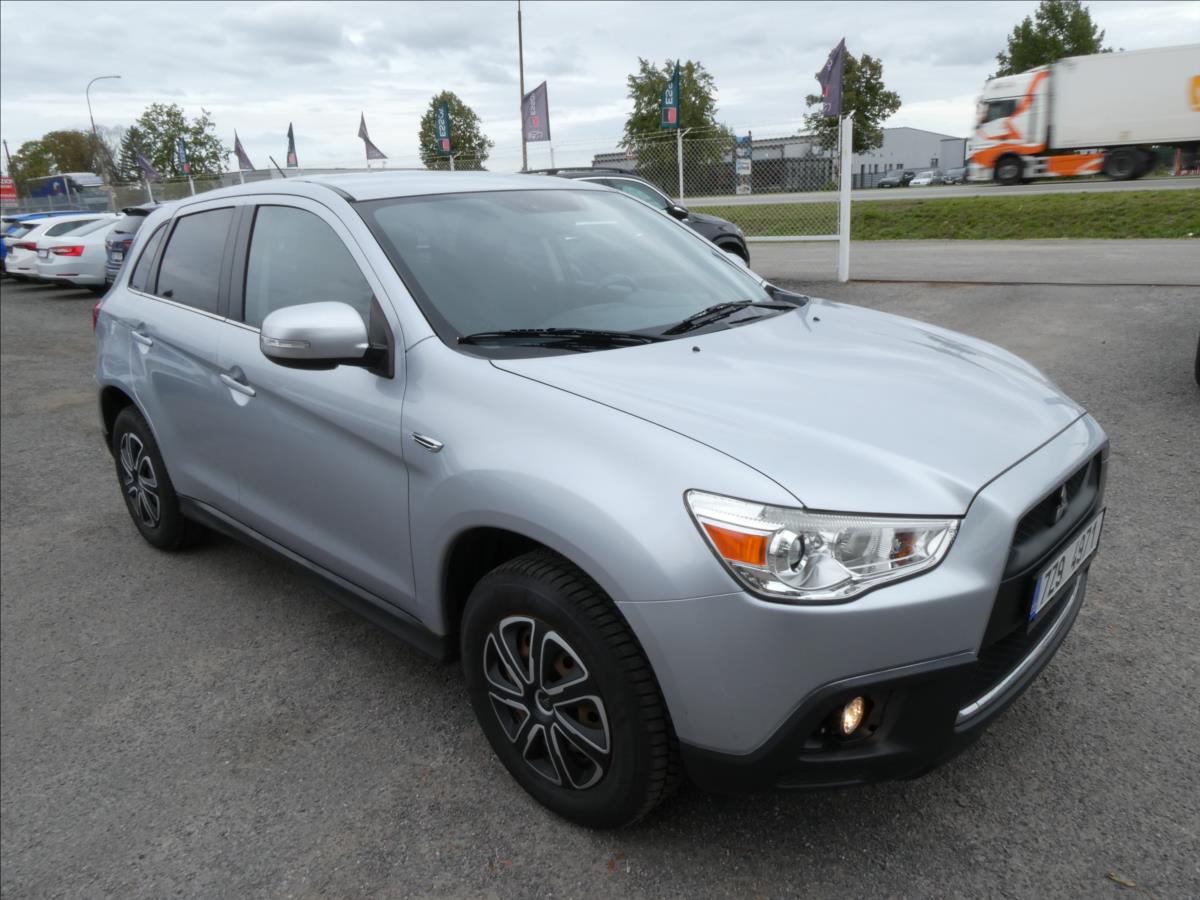 Mitsubishi ASX 1,6 i 86kW 2x kola, serviska