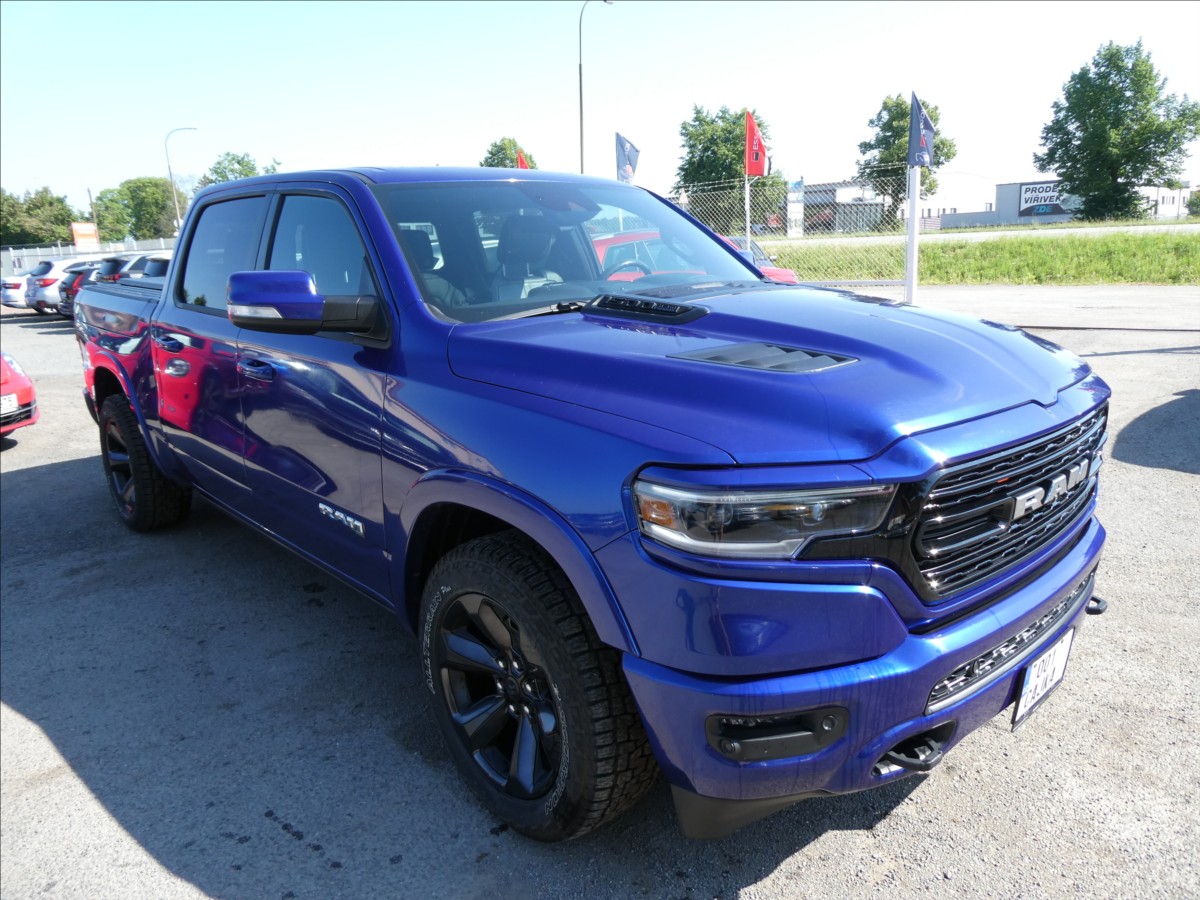 RAM 1500 5,7 HEMI LIMITED,1.maj.,DPH,ČR