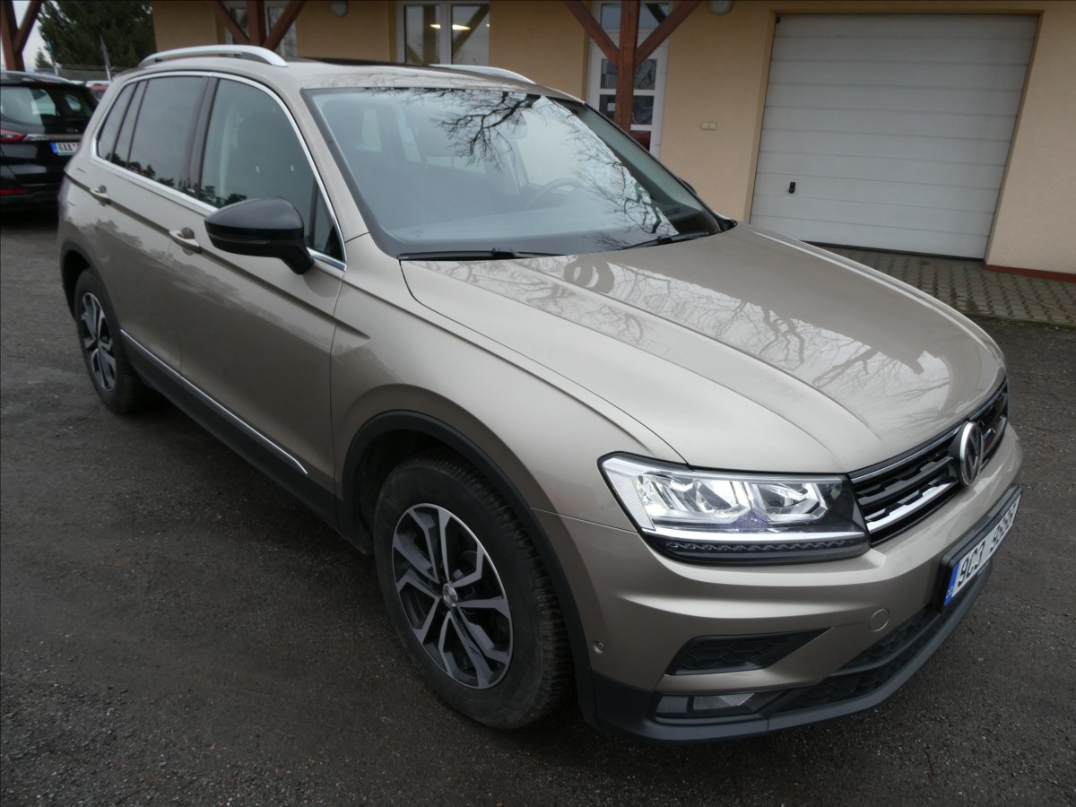 Volkswagen Tiguan 2,0 TDi 110kW DSG Panorama,DPH