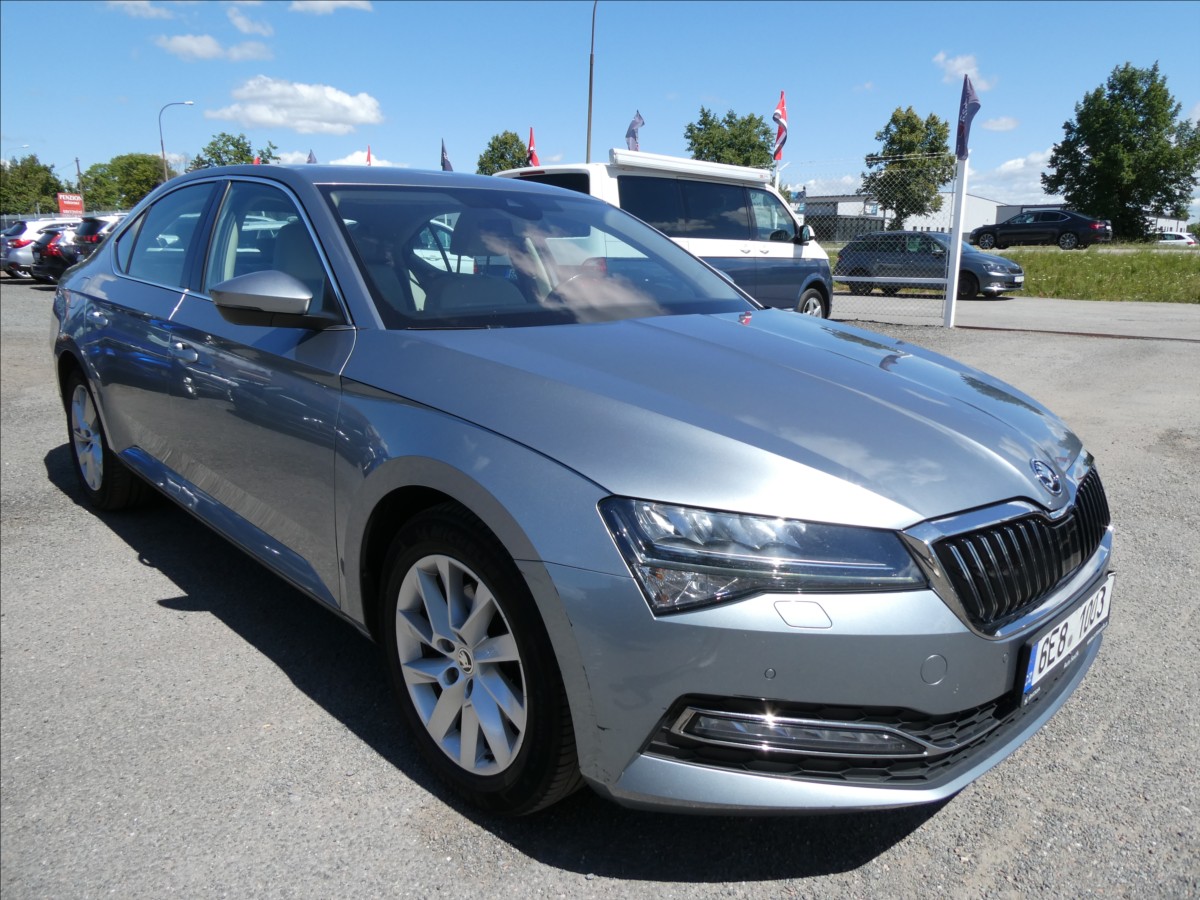 Škoda Superb 1,5 TSi 110kW 1.majitel,DSG,ČR