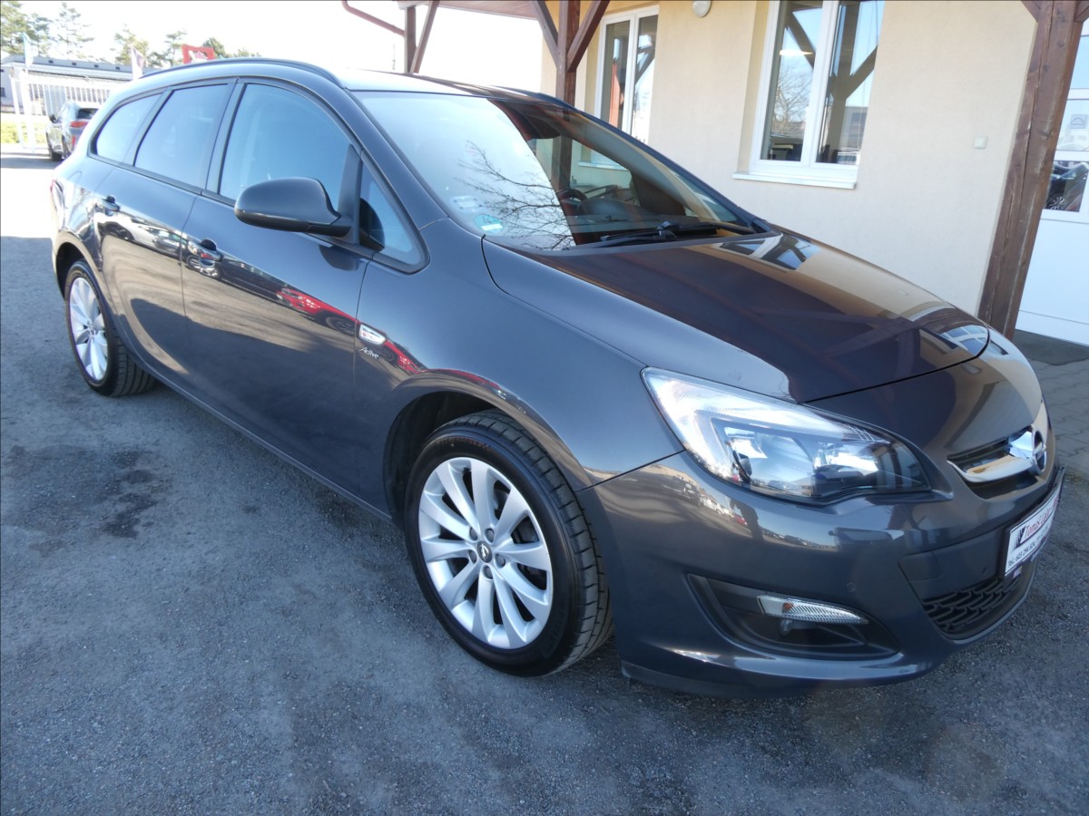 Opel Astra 1,4 T 103kW Sports Tourer,2xko