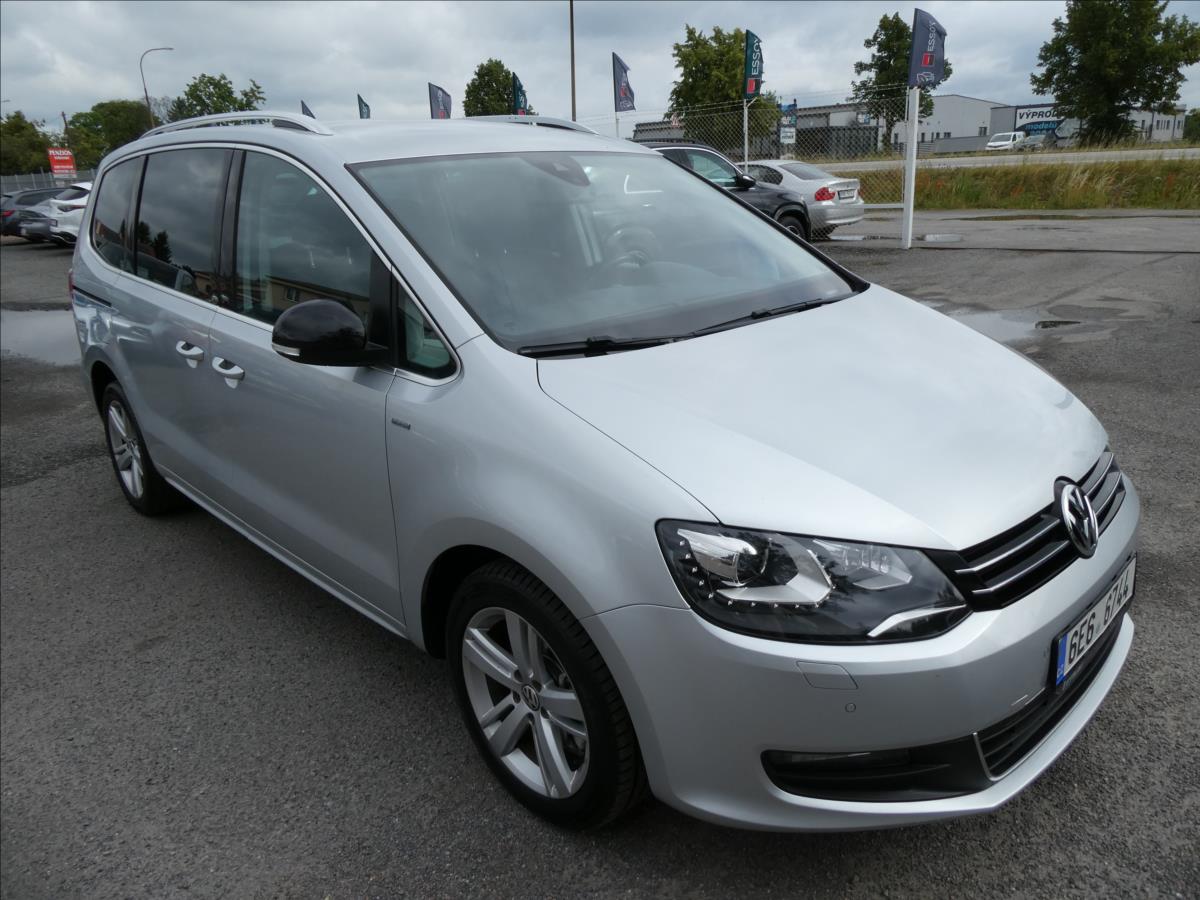Volkswagen Sharan 2,0 TDi 125kW DSG,MATCH,závěs