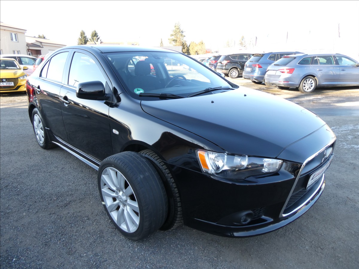 Mitsubishi Lancer 1,8 i 105kW 1.MAJITEL! 2x kola