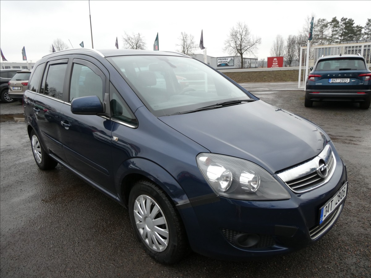 Opel Zafira 1,8 16V 7.míst, koupeno v ČR