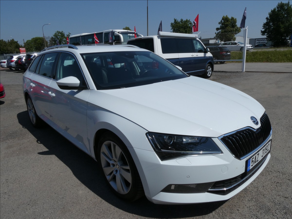 Škoda Superb 2,0 TDi 140kW DSG 4x4,STYLE,ČR