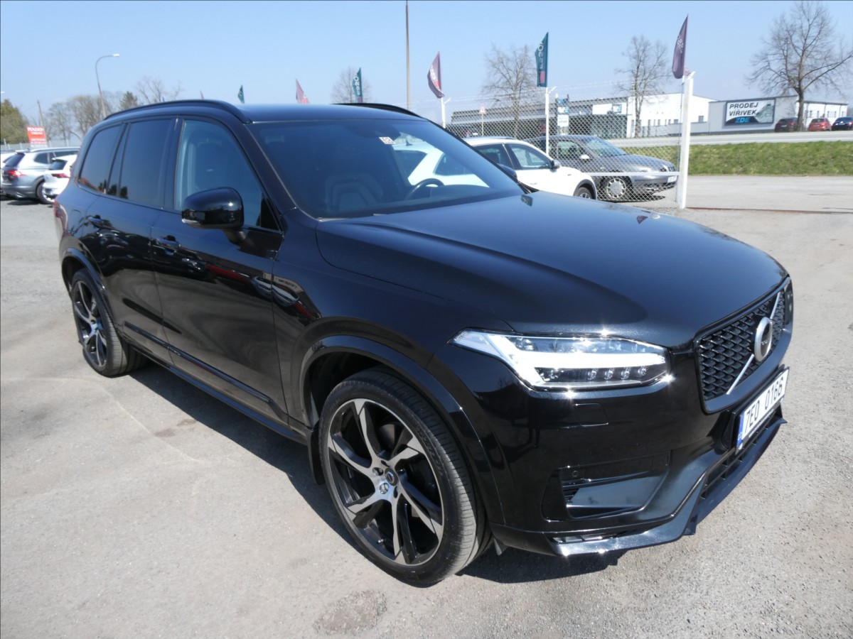 Volvo XC90 2,0 i228kW AWD R-DESIGN 7.míst
