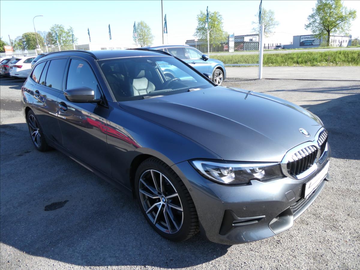 BMW Řada 3 320D xDrive,M-paket,1.maj.