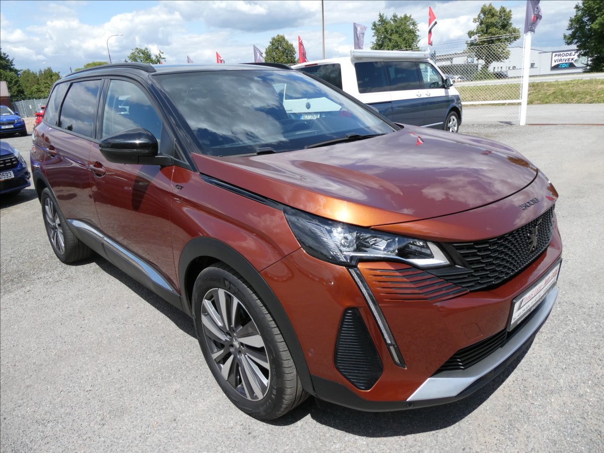 Peugeot 5008 2,0 HDi 130kW GT 7.míst AT8