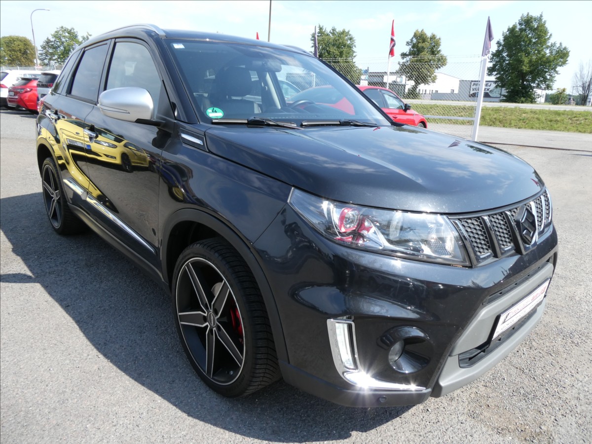Suzuki Vitara 1,4 T 103kW 4x4 automat,závěs