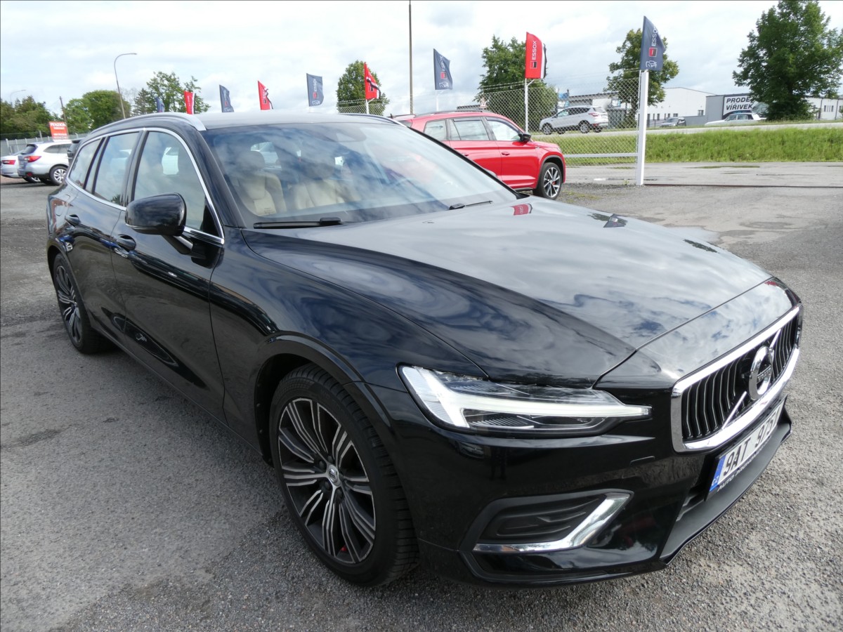 Volvo V60 2,0 D3 AWD Inscription,DPH,ČR