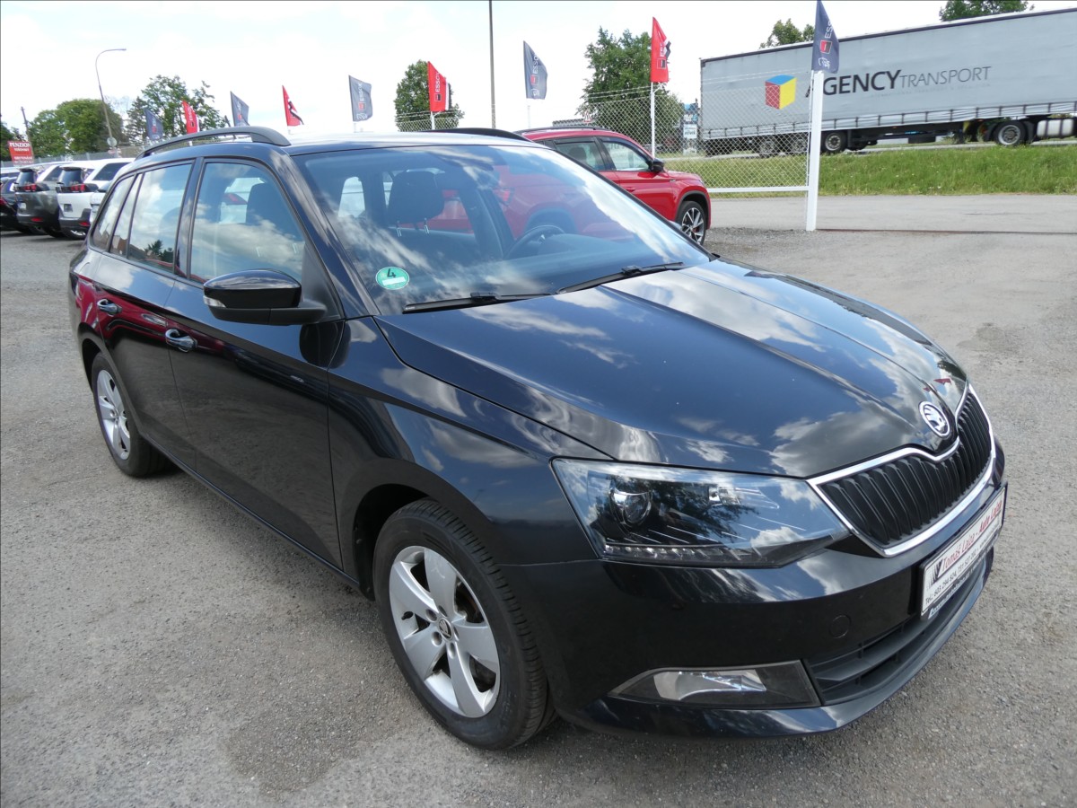Škoda Fabia 1,0 TSi 81kW STYLE DSG 2x kola