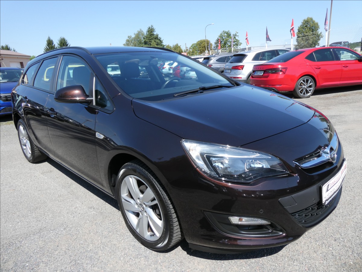 Opel Astra 1,4 i 88kW klima, serviska