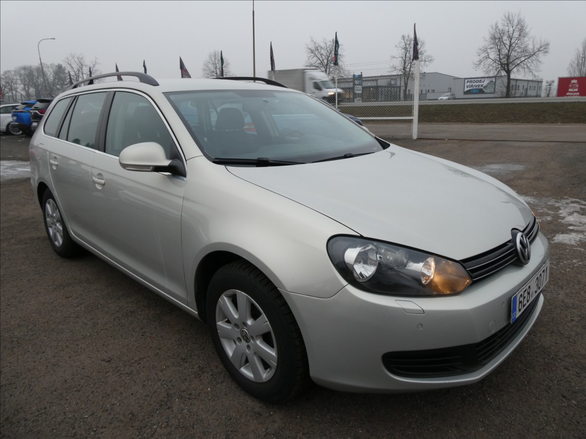 Volkswagen Golf 1,2 TSi 77kW,2xkola,Comfortlin