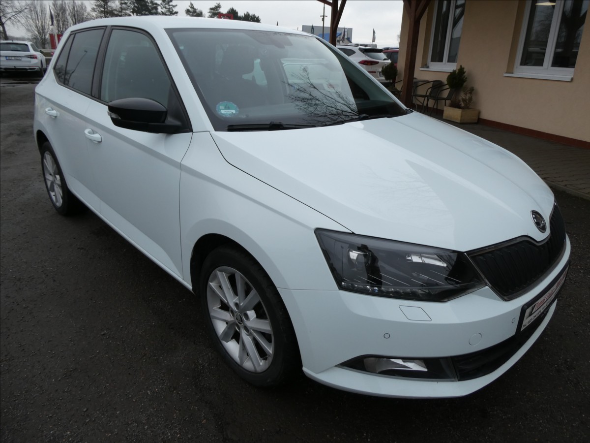 Škoda Fabia 1,2 TSi 81kW STYLE, serviska