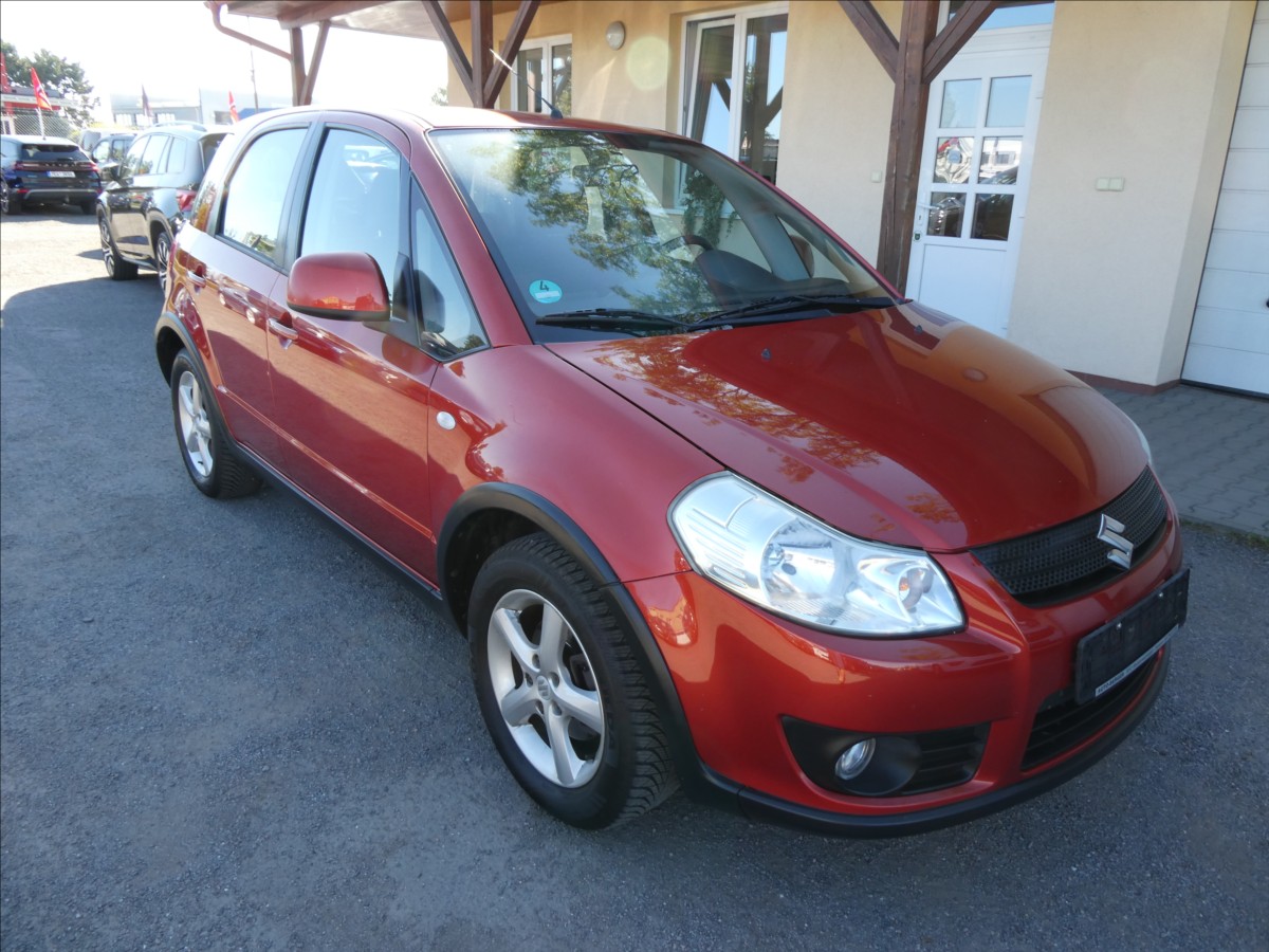 Suzuki SX4 1,5 73kW GLX,2x kola,závěs,kli