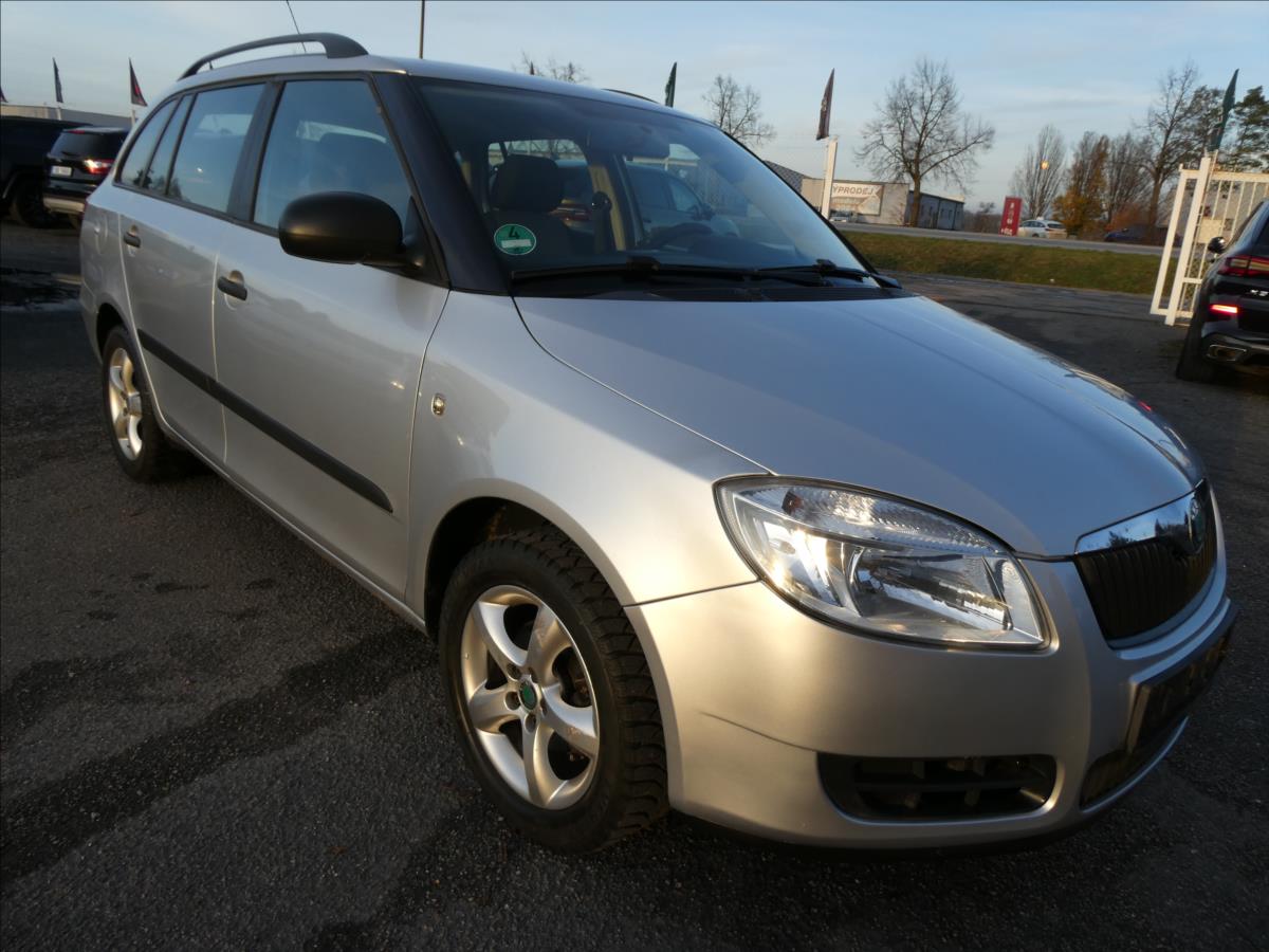 Škoda Fabia 1,4 16V Combi,klima,po servise