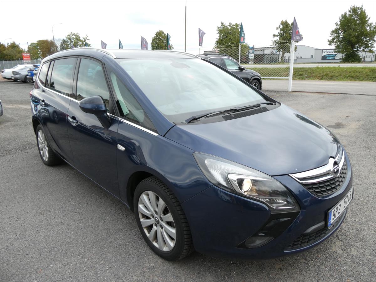Opel Zafira 2,0 CDTi 121kW Cosmo,po servis
