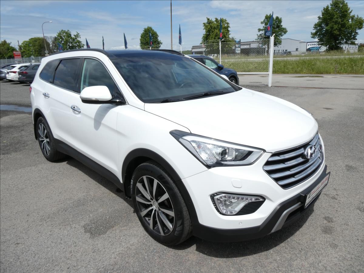 Hyundai Grand Santa Fe 2,2 CRDi 7.míst,AWD,2x kola,ČR