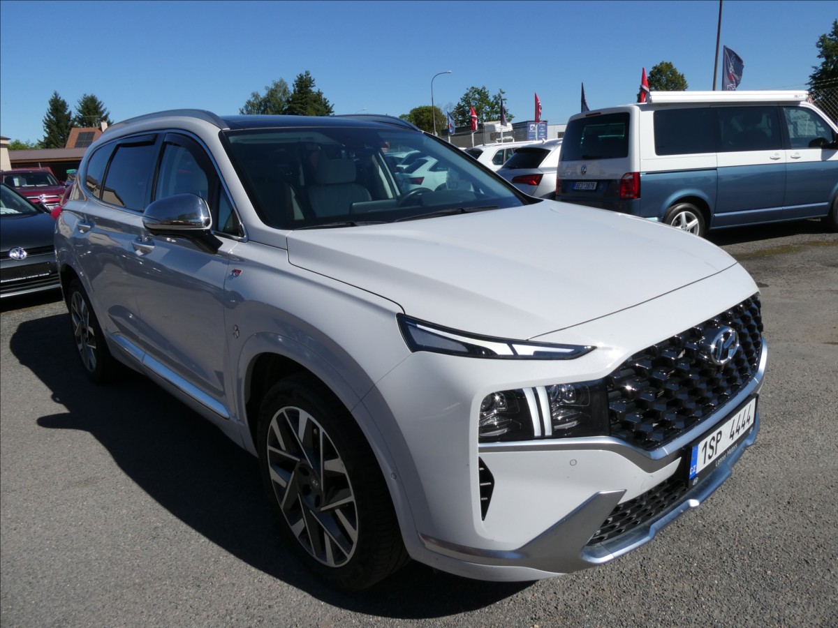 Hyundai Santa Fe 2,2 CRDi LUXURY 4x4 1.majitel