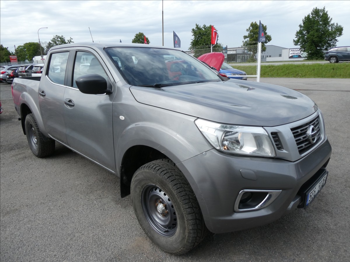 Nissan Navara 2,3 dCi 1.majitel,DPH,4x4,závě