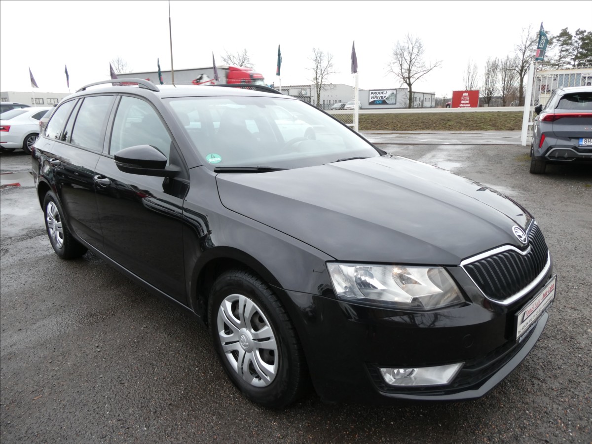 Škoda Octavia 1,6 TDi 77kW DSG,2x kola,NAVI