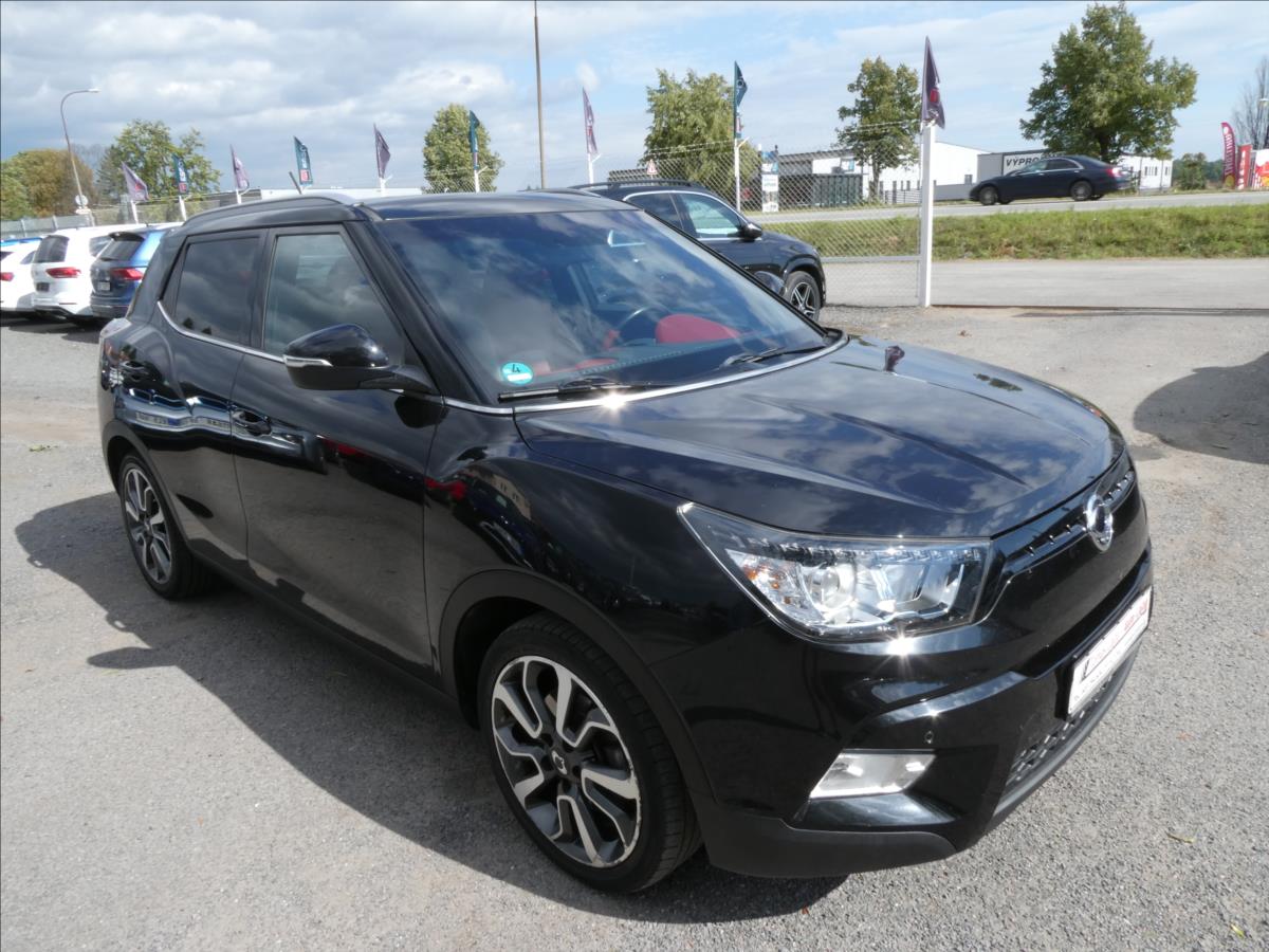 SsangYong Tivoli 1,6 E-XGi 1.maj,serviska,2xkol