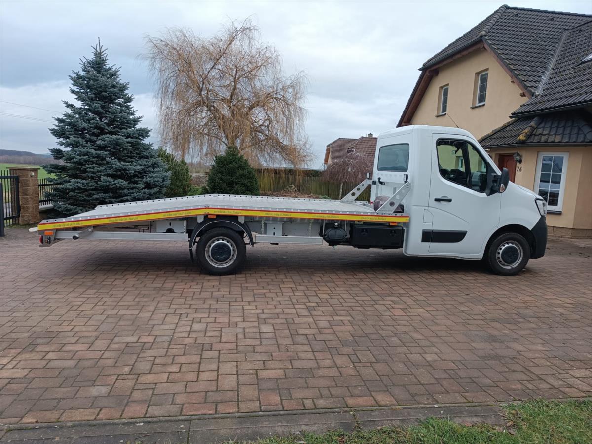 Renault Master 2,3 dCi 120kW,odtah,měchy,navi