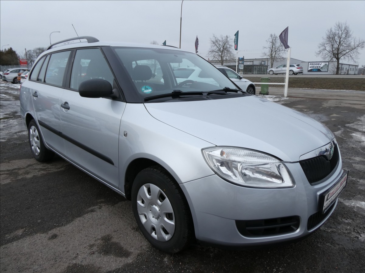 Škoda Fabia 1,4 i 16V 63kW klima, serviska