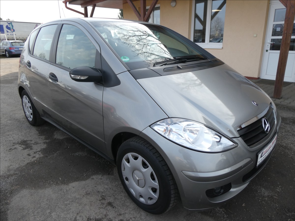 Mercedes-Benz Třídy A 170 1.7i 85kW NAVI, klima