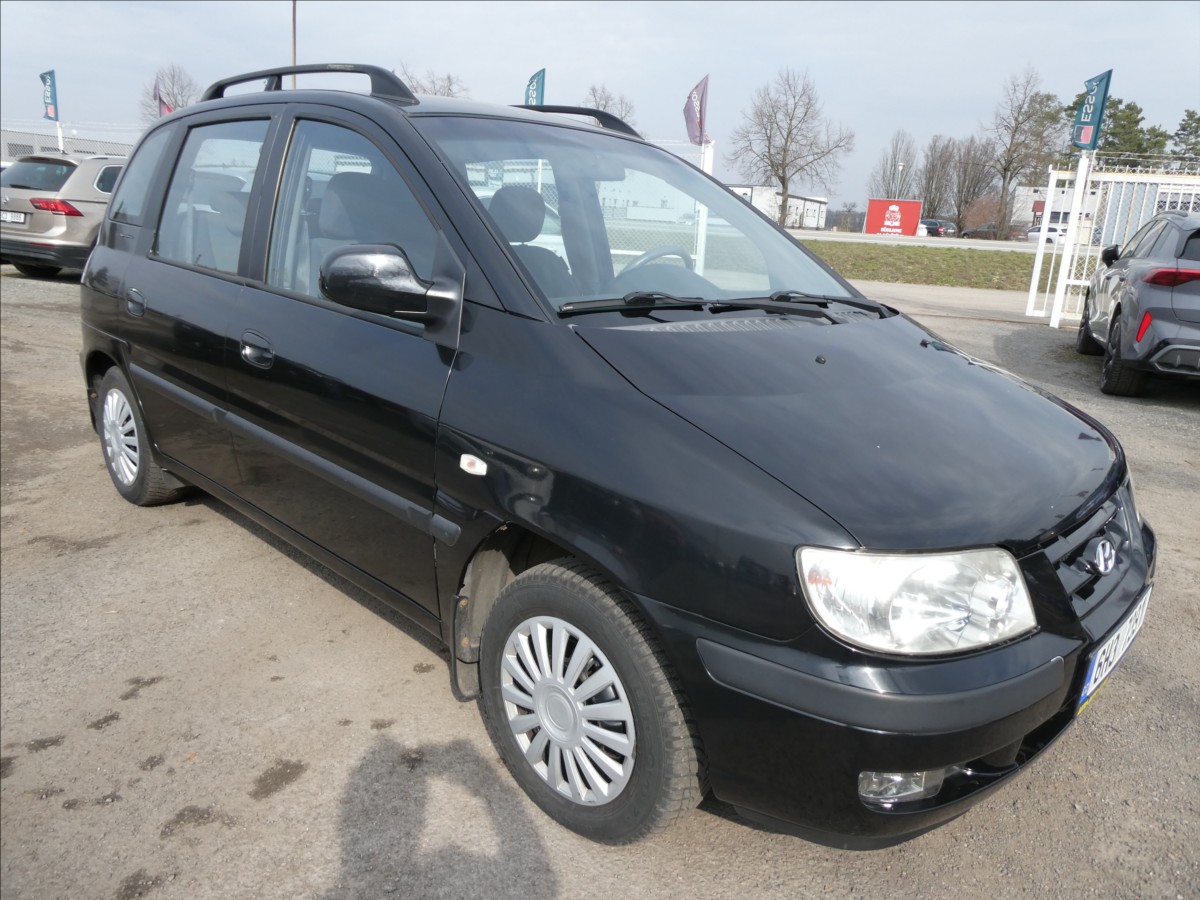 Hyundai Matrix 1,6 i 76kW,2 x kola,nové STK
