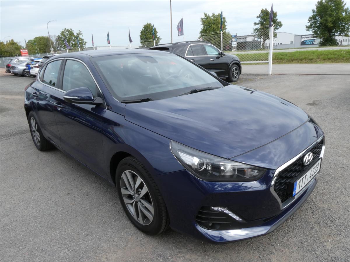 Hyundai I30 1,0 T-GDi Fastback,serviska,ČR
