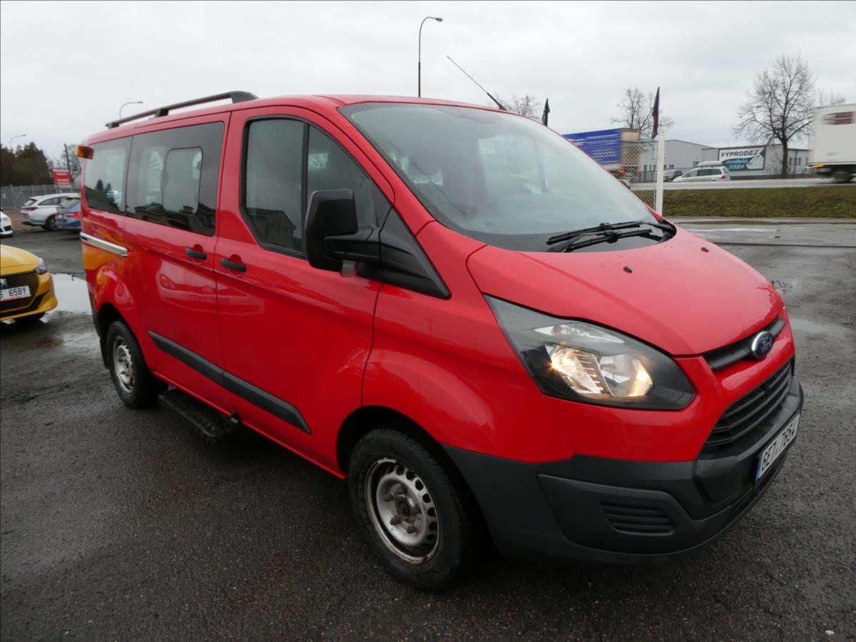 Ford Transit Custom 2,2 TDCi 9.míst, klimatizace