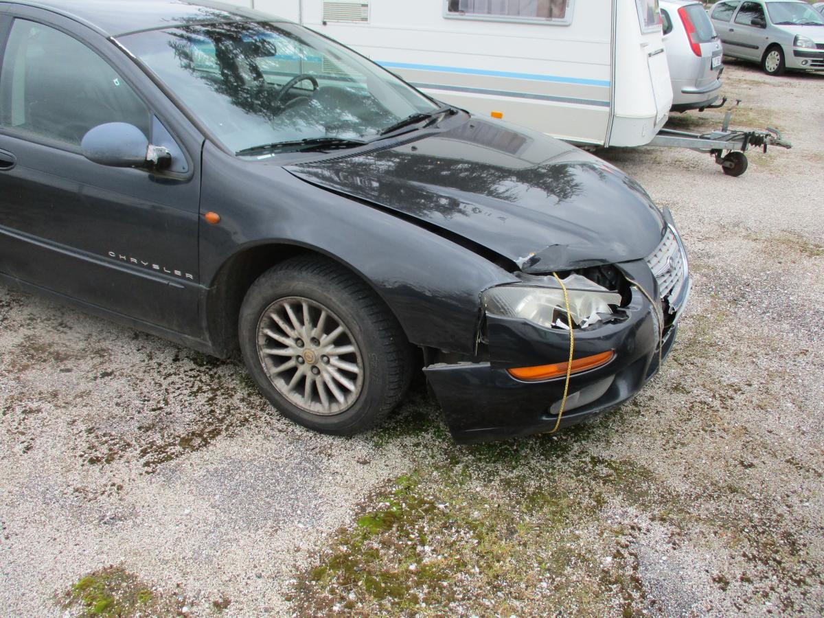 Chrysler 300M 3,6 poškozené pojízdné