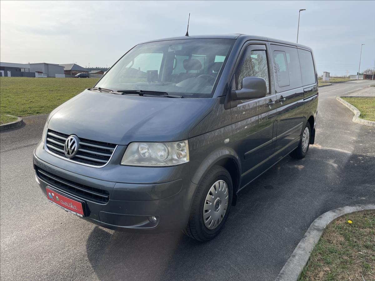 Volkswagen Multivan 2,5 TDI 95kW*tažné*aut. klima*