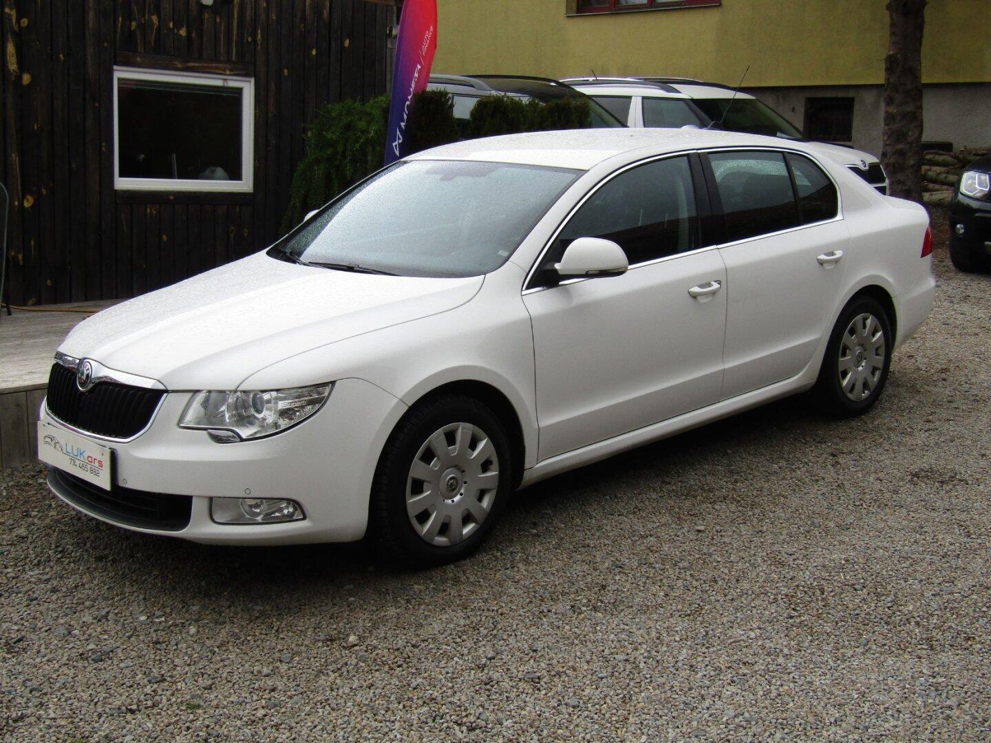 Škoda Superb 2.0 TDI 103kW DSG 1.MAJITEL