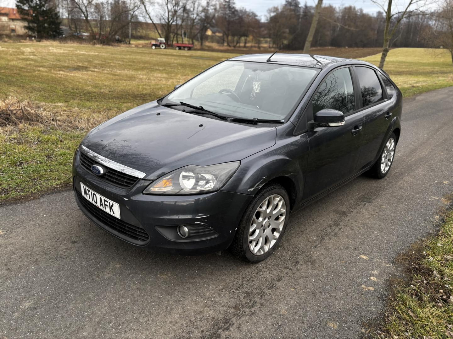 Ford Focus 1.6i 74kW, Automat, Anglie