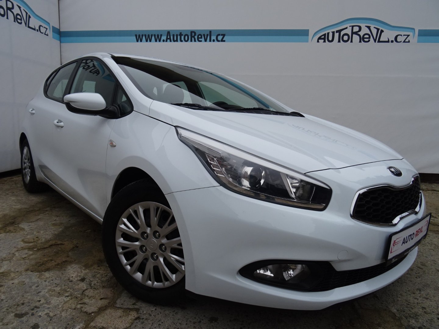 Kia Ceed 1.4i,73kW,1majČR,s.kniha