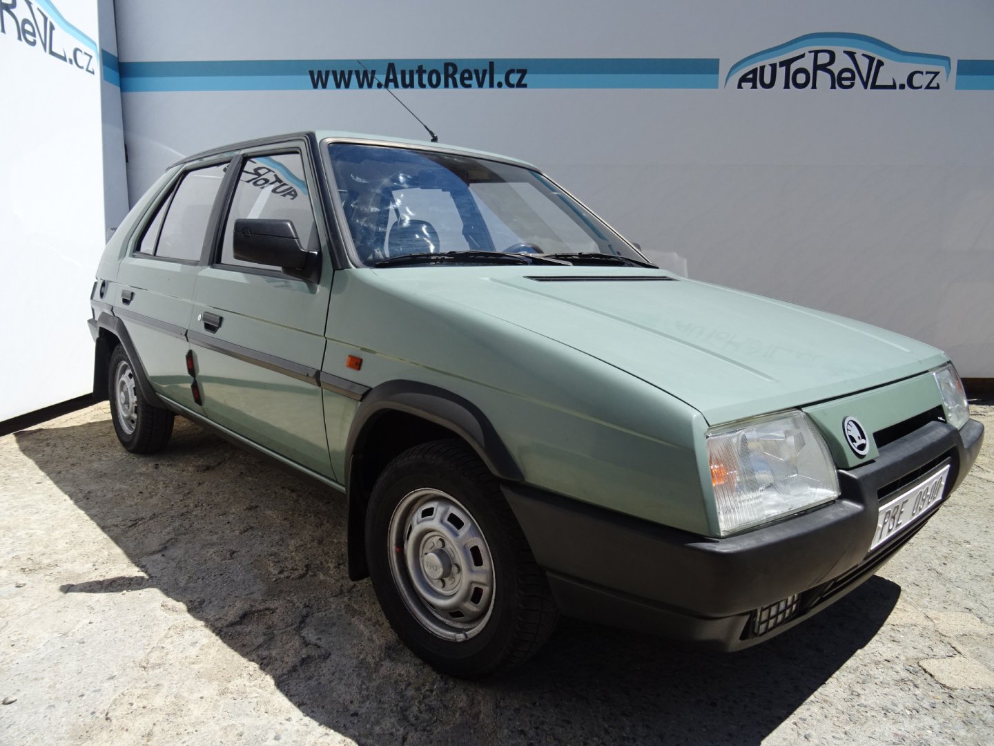 Škoda Favorit 1.3i,46kW,NovéČR,tažné