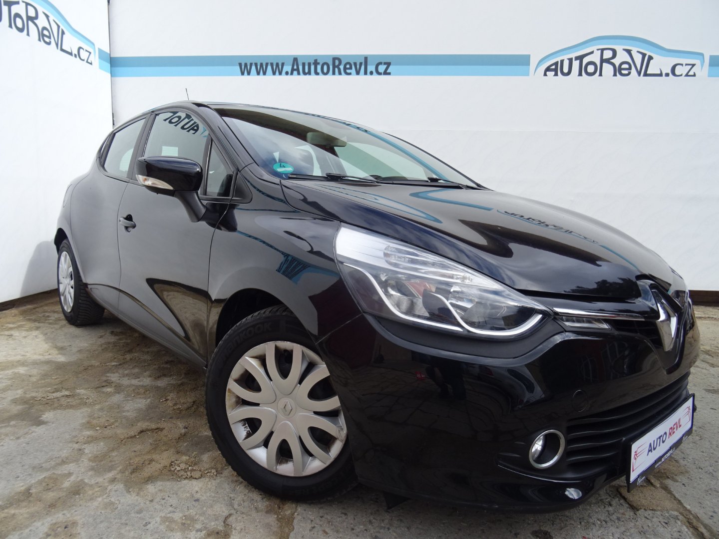 Renault Clio 1.2i,S.kniha,klima,s.navigace