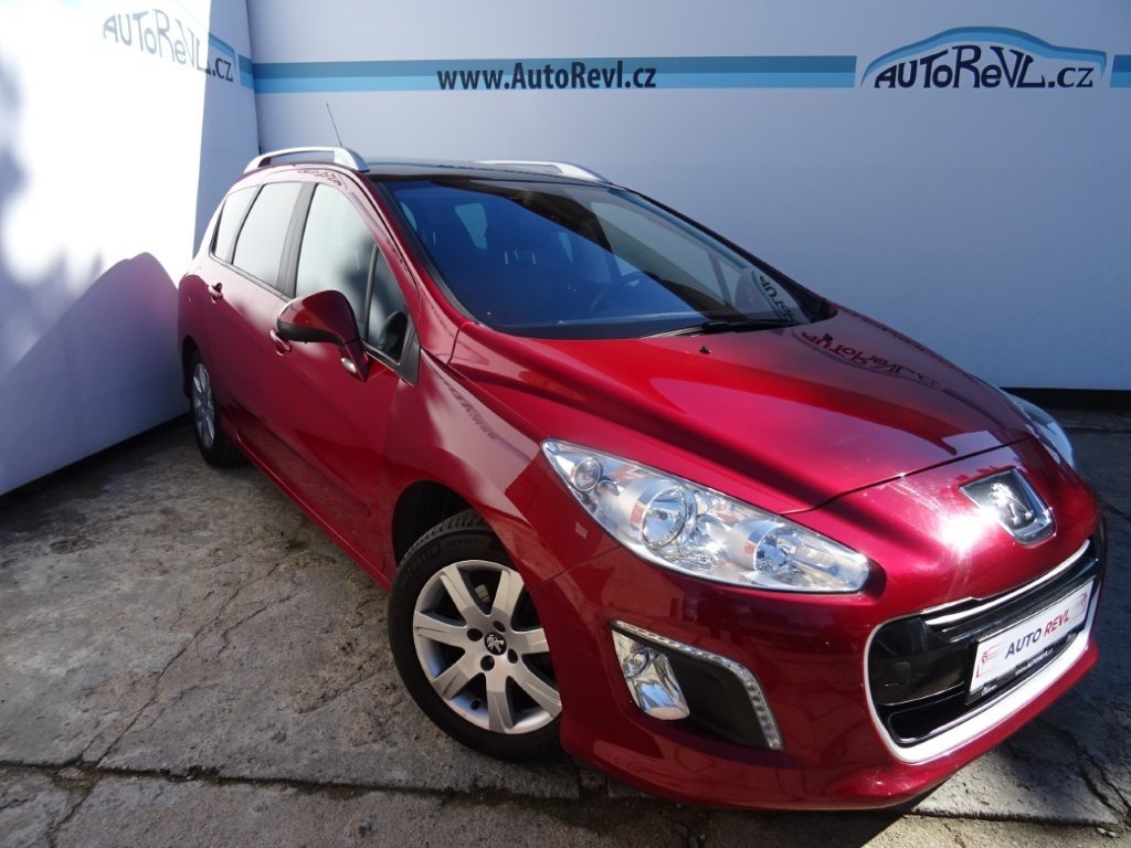 Peugeot 308 1.6i,88kW,NovéČR,klima