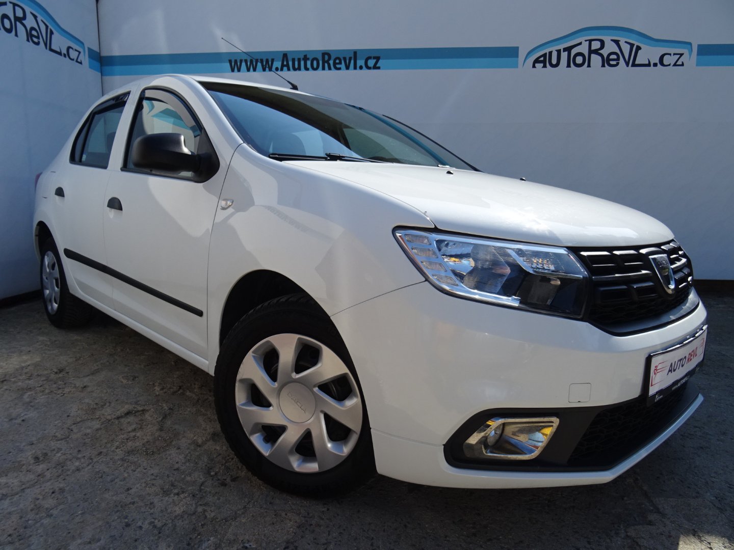 Dacia Logan 1.0i,1majČR,S.kni,STK:03/2027