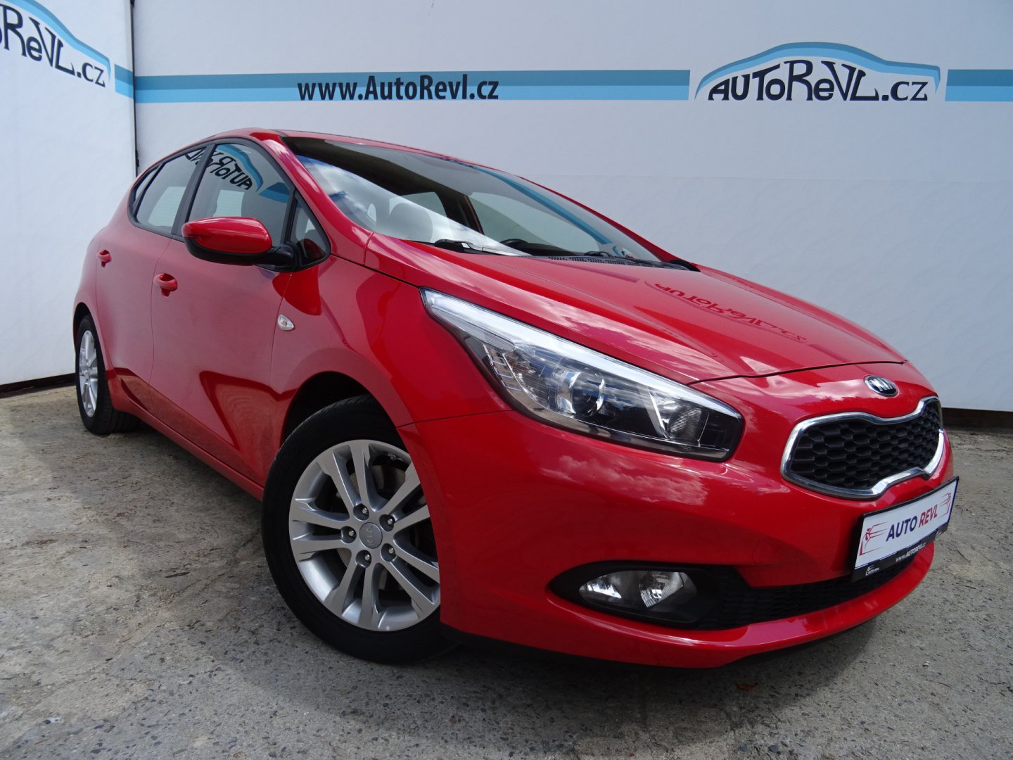 Kia Ceed 1.6GDi,99kW,1majČR,64tkm,klim