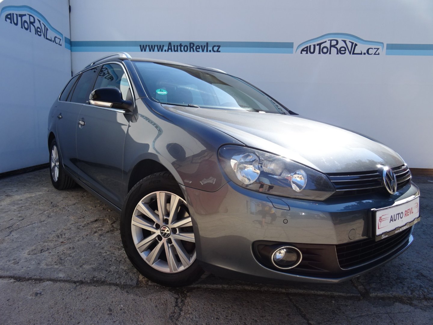 Volkswagen Golf 1.4i,90kW,STYLE,s.kni,aut.klim