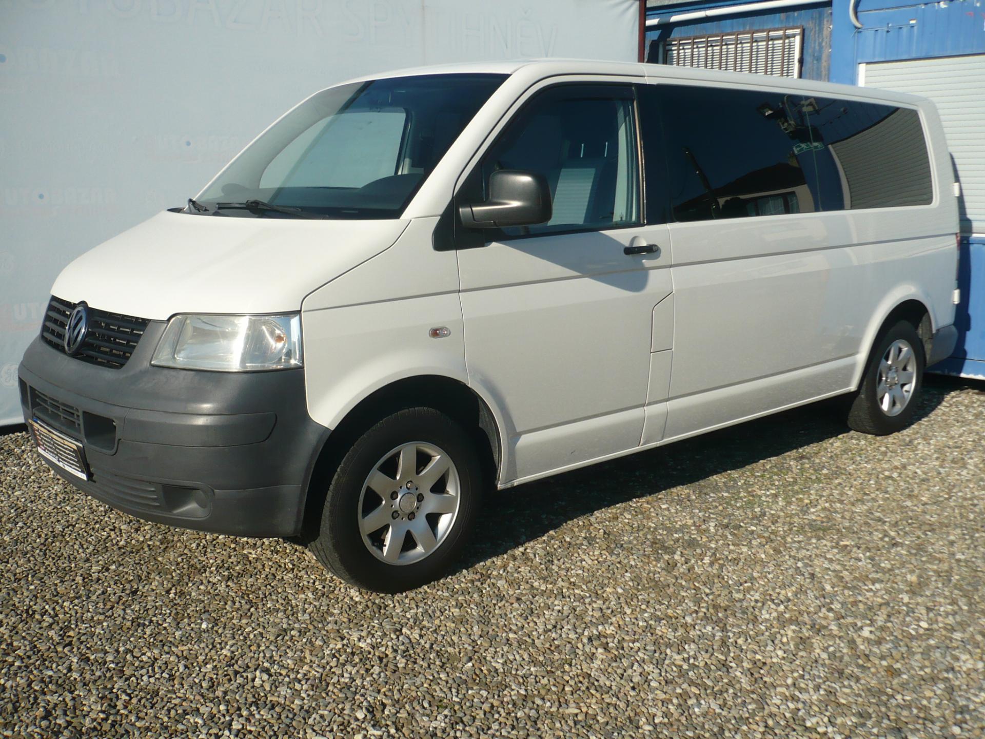Volkswagen Multivan 2.5TDI 96Kw 9Míst Klima Long